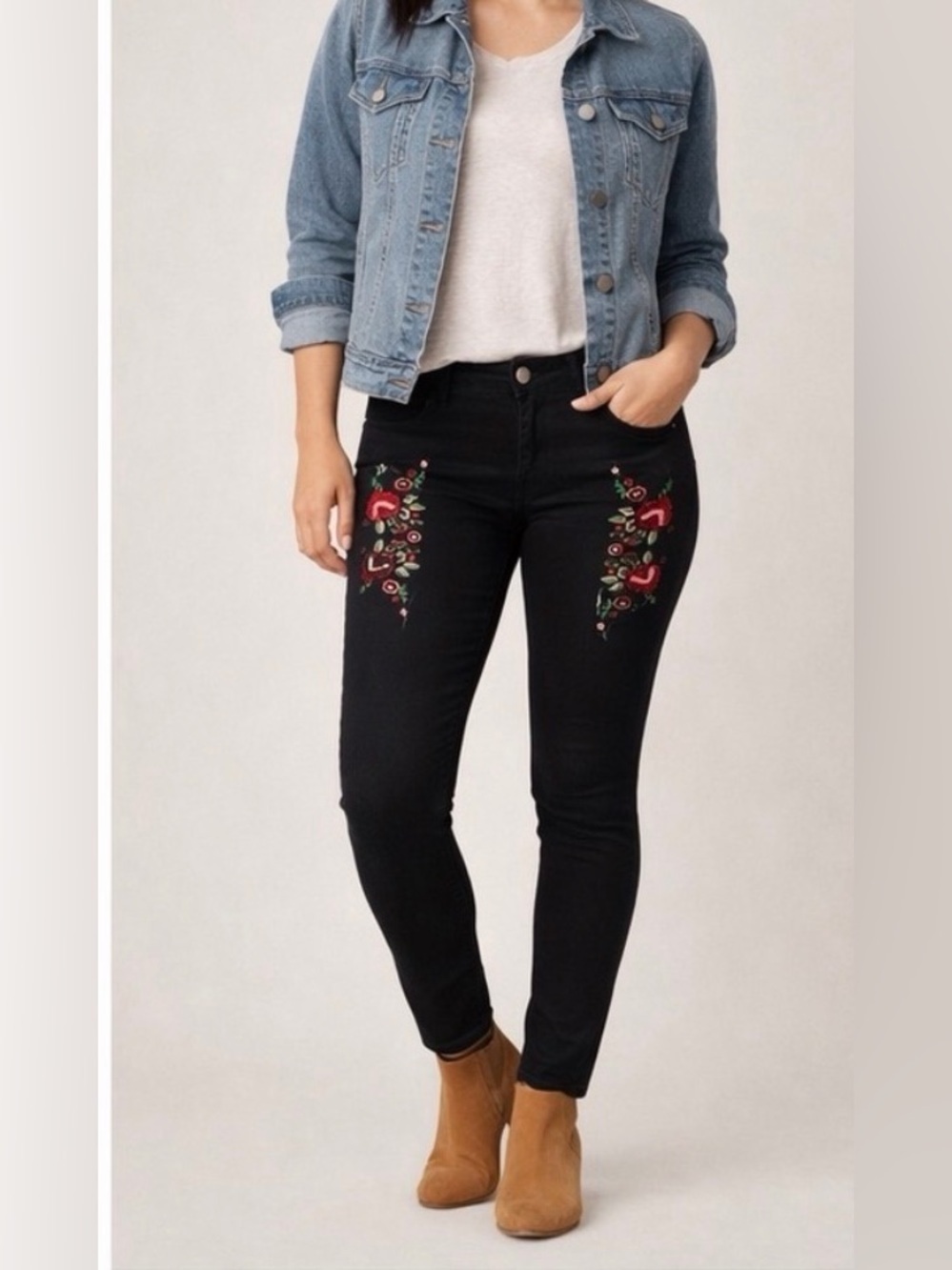 365 Denim Skinny Stretch Fit Black Floral Embroidered Roses Sz 30-11/12 Boho